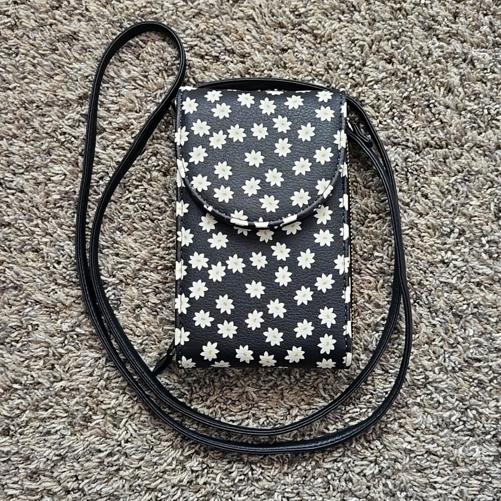 Crossbody Clutch Wallet